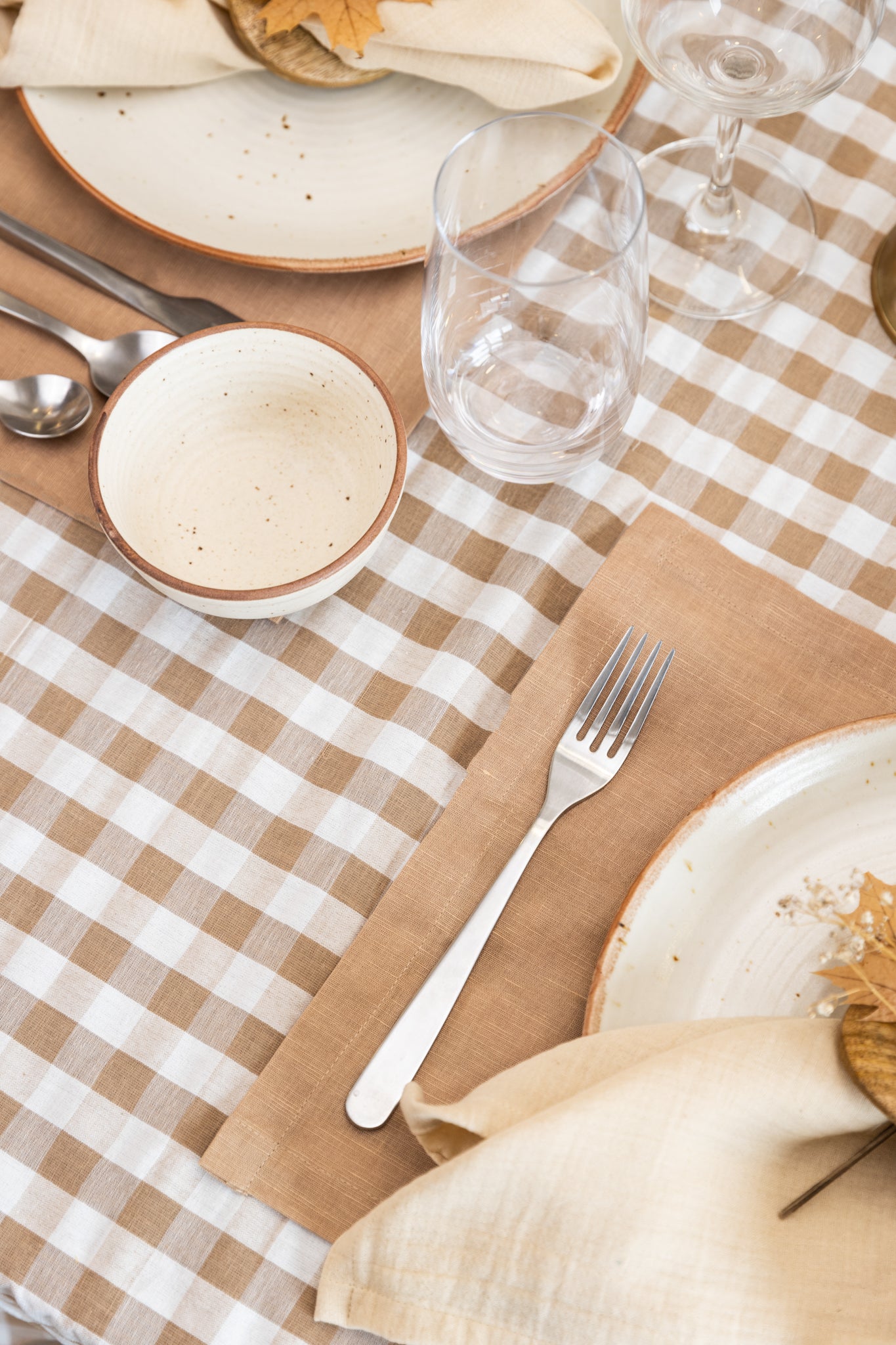 Timeless Solid Reversible Tablemats